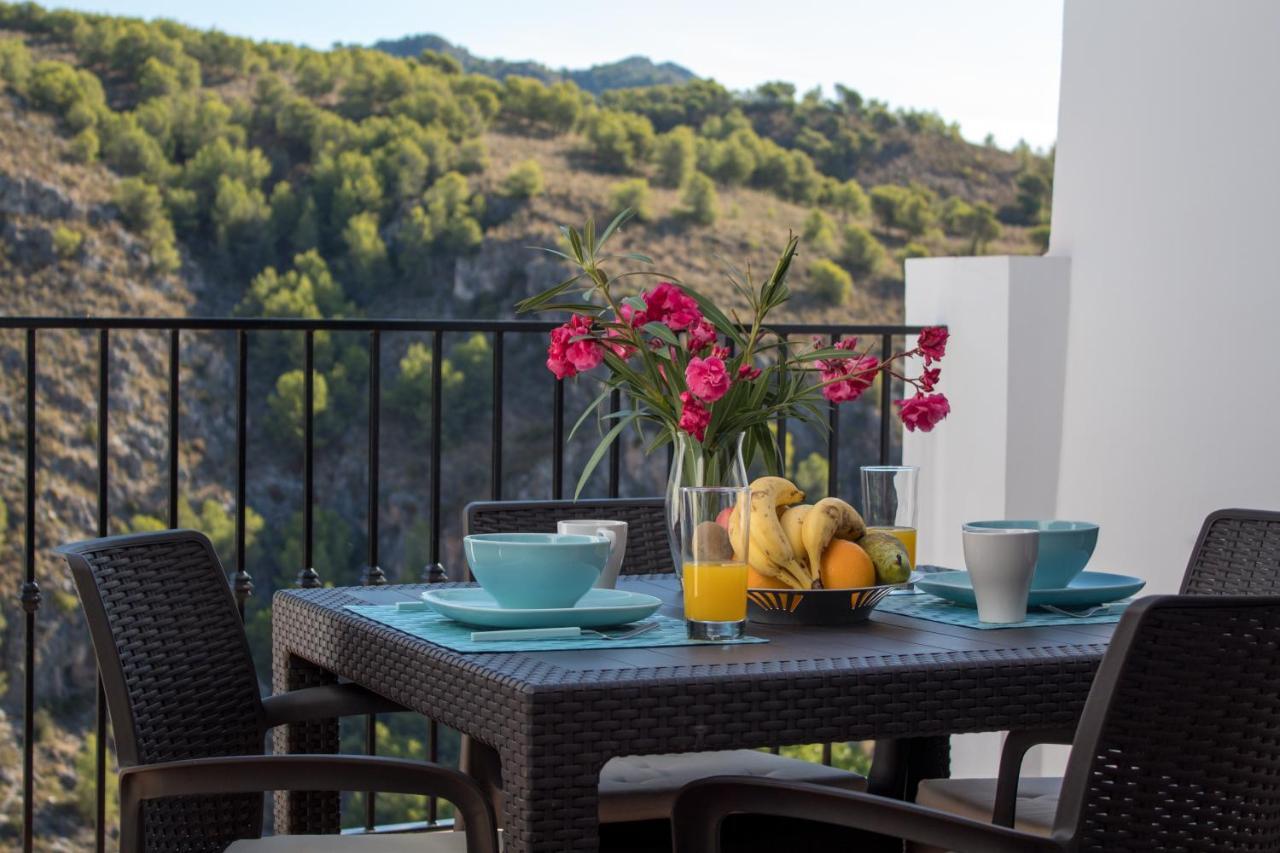 Quiet House In Village Center With Mountains Views Frigiliana Exterior photo